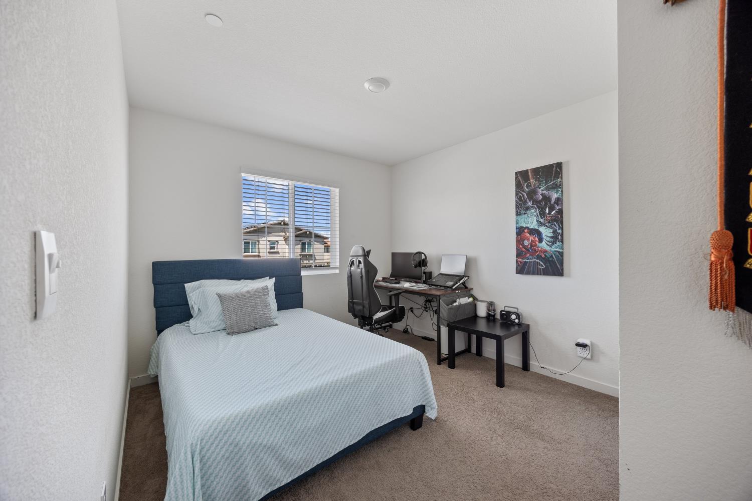 Detail Gallery Image 20 of 25 For 9017 Farmstead Cir, Roseville,  CA 95747 - 4 Beds | 2/1 Baths