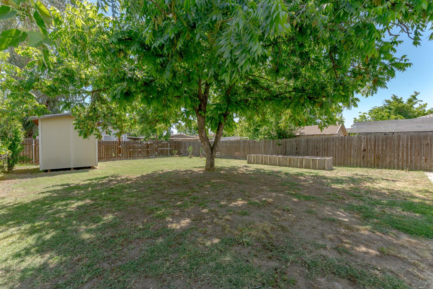 Detail Gallery Image 13 of 16 For 2344 Boxwood St, Sacramento,  CA 95815 - 3 Beds | 1 Baths