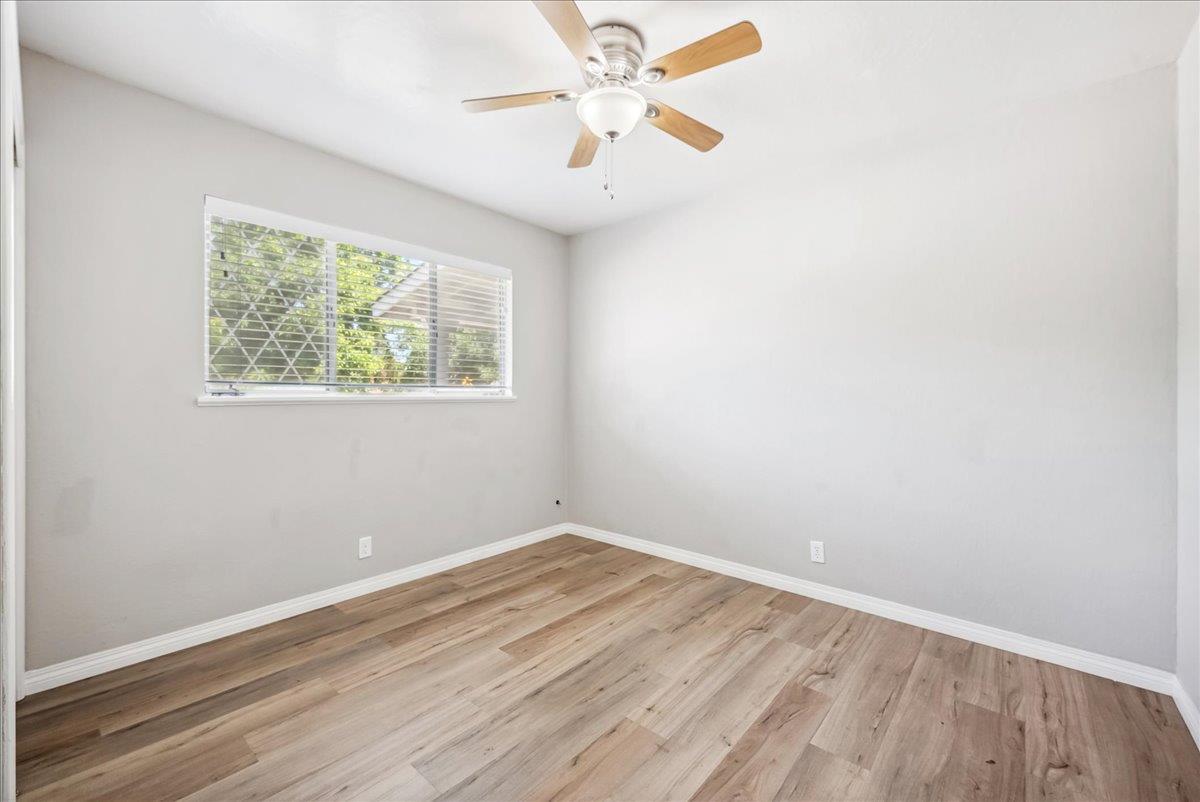 Detail Gallery Image 16 of 36 For 817 Oakland Ave, Roseville,  CA 95678 - 3 Beds | 1/1 Baths
