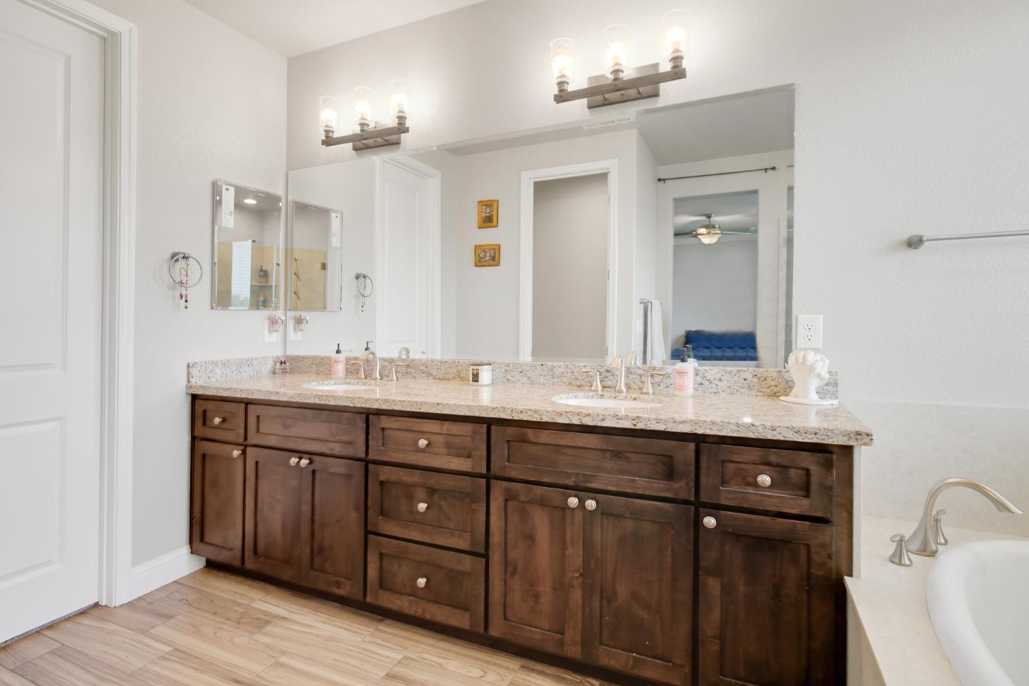Detail Gallery Image 26 of 44 For 524 Lupine Dr, Ione,  CA 95640 - 4 Beds | 2/1 Baths