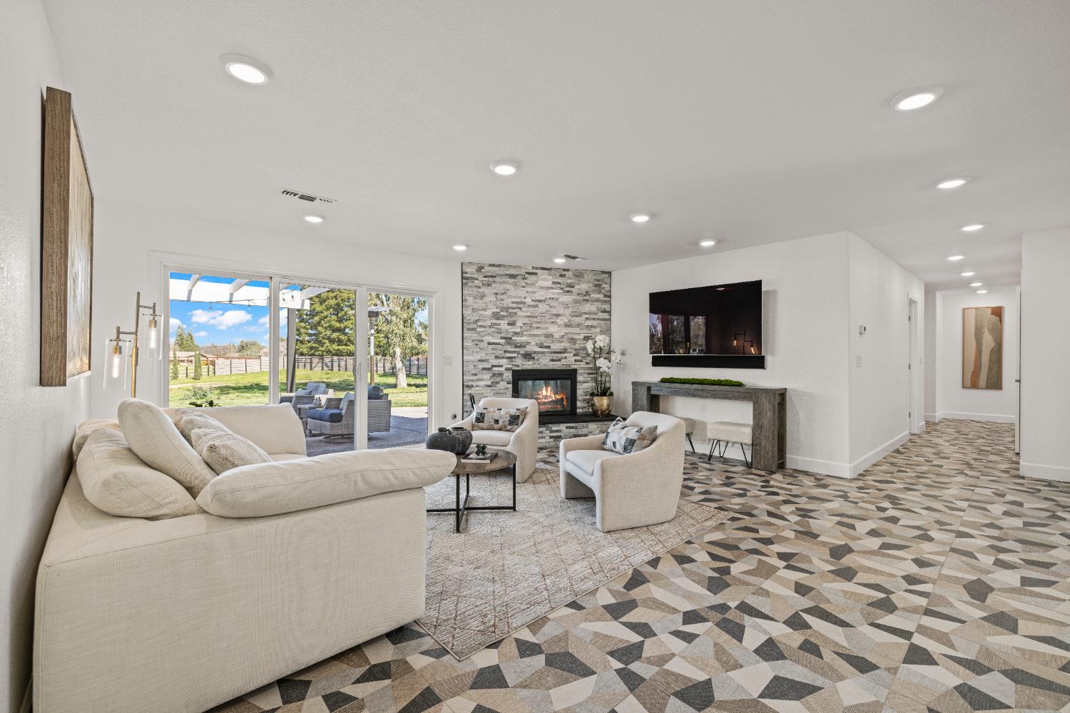 Detail Gallery Image 14 of 94 For 6615 Arabian Cir, Granite Bay,  CA 95746 - 5 Beds | 3 Baths