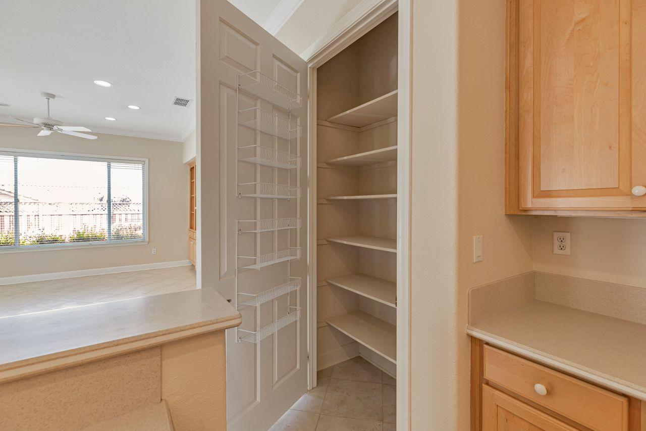 Detail Gallery Image 16 of 48 For 1161 Secret Lake Loop, Lincoln,  CA 95648 - 3 Beds | 2 Baths