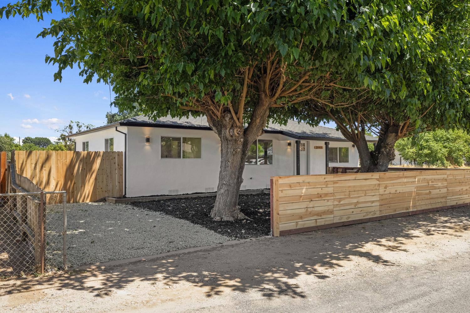 Detail Gallery Image 2 of 49 For 2048 Nord Ave, Stockton,  CA 95215 - 3 Beds | 2 Baths
