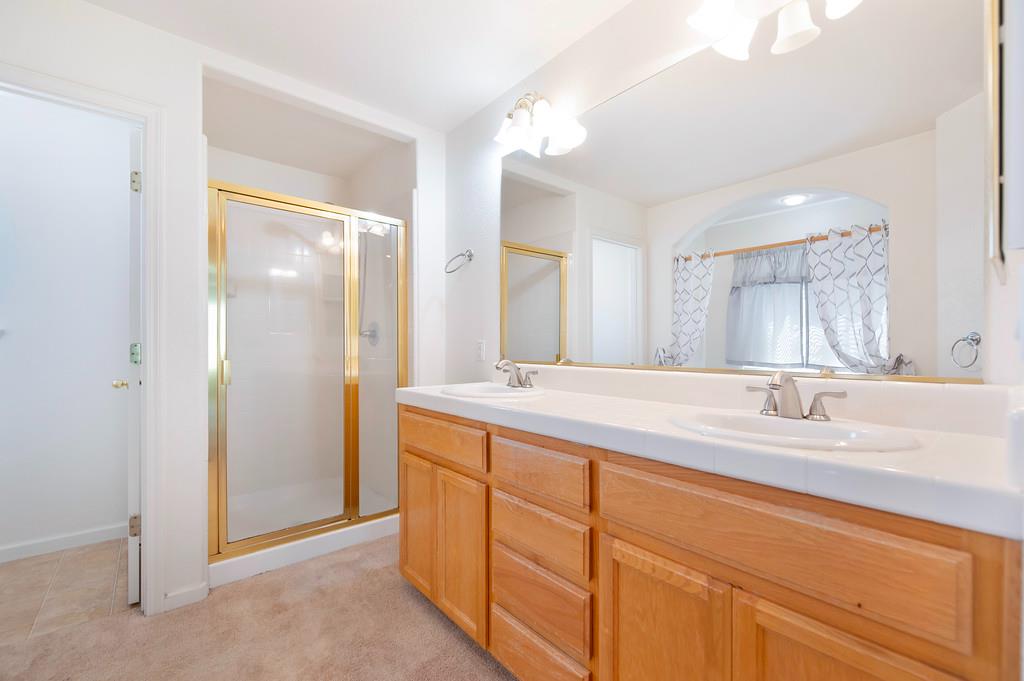 Detail Gallery Image 39 of 43 For 6437 Cormorant Cir, Rocklin,  CA 95765 - 4 Beds | 3 Baths