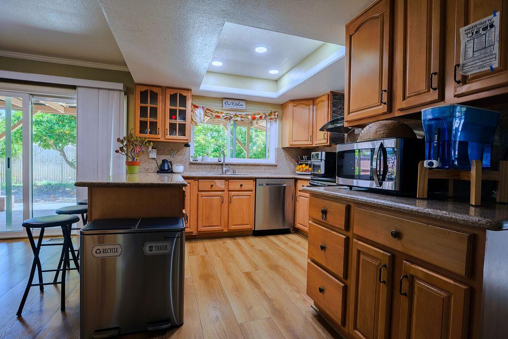 Delores Drive, Union City, California image 6