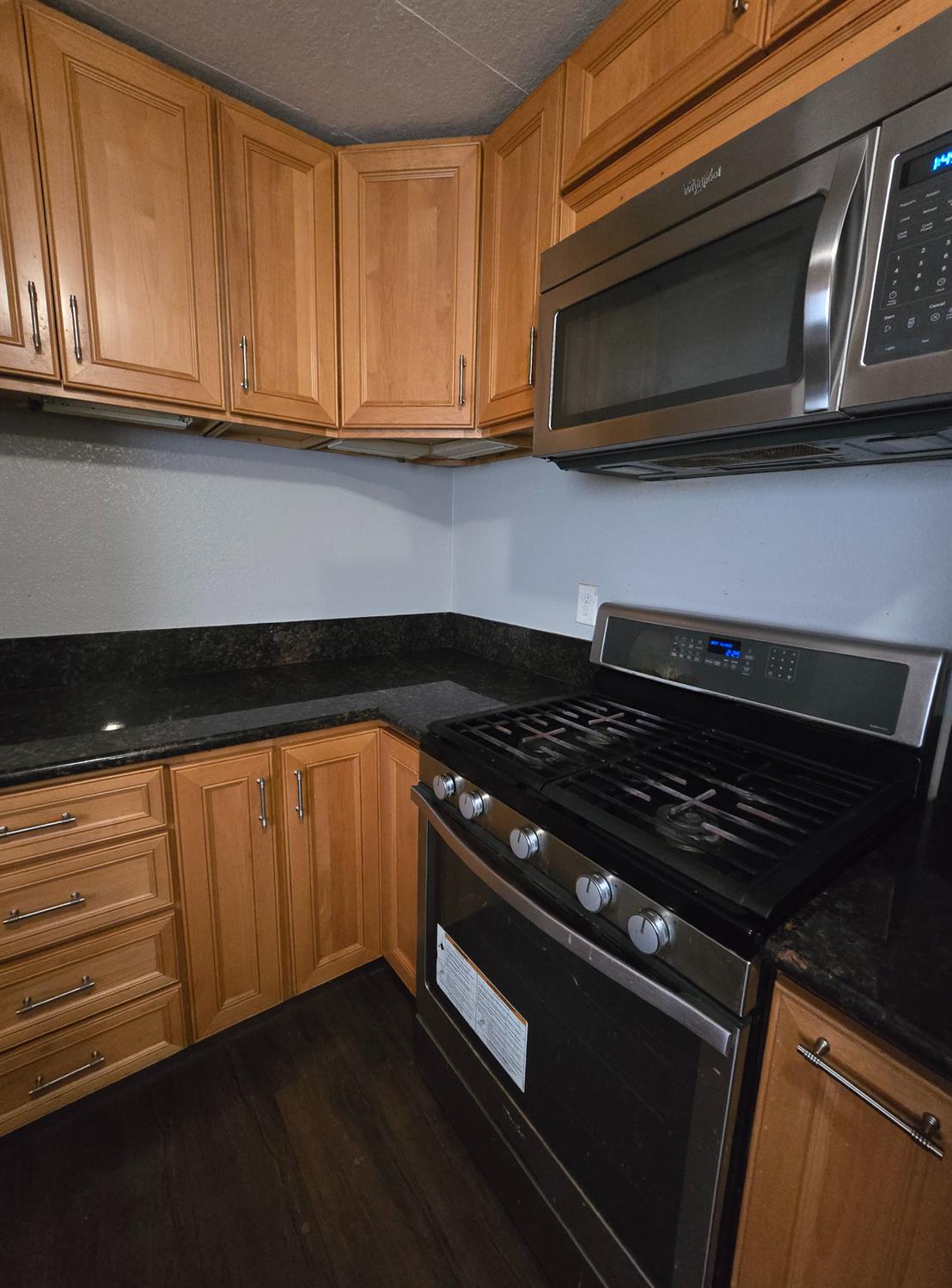 Detail Gallery Image 25 of 43 For 94 Bentley Ave, Sacramento,  CA 95823 - 3 Beds | 2 Baths