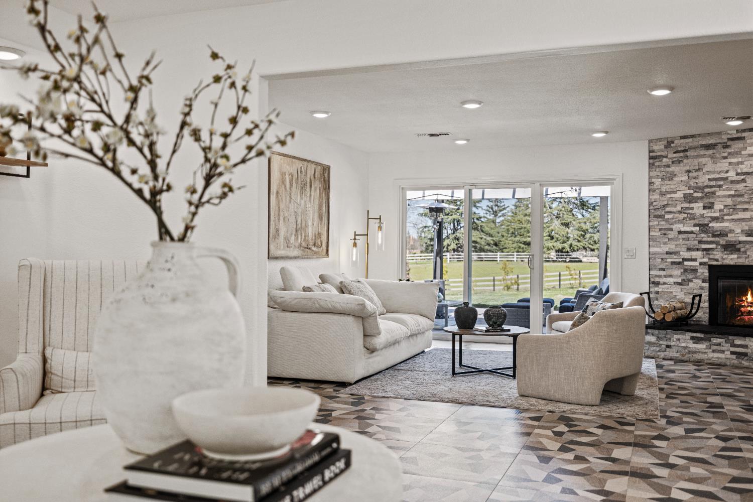 Detail Gallery Image 24 of 94 For 6615 Arabian Cir, Granite Bay,  CA 95746 - 5 Beds | 3 Baths