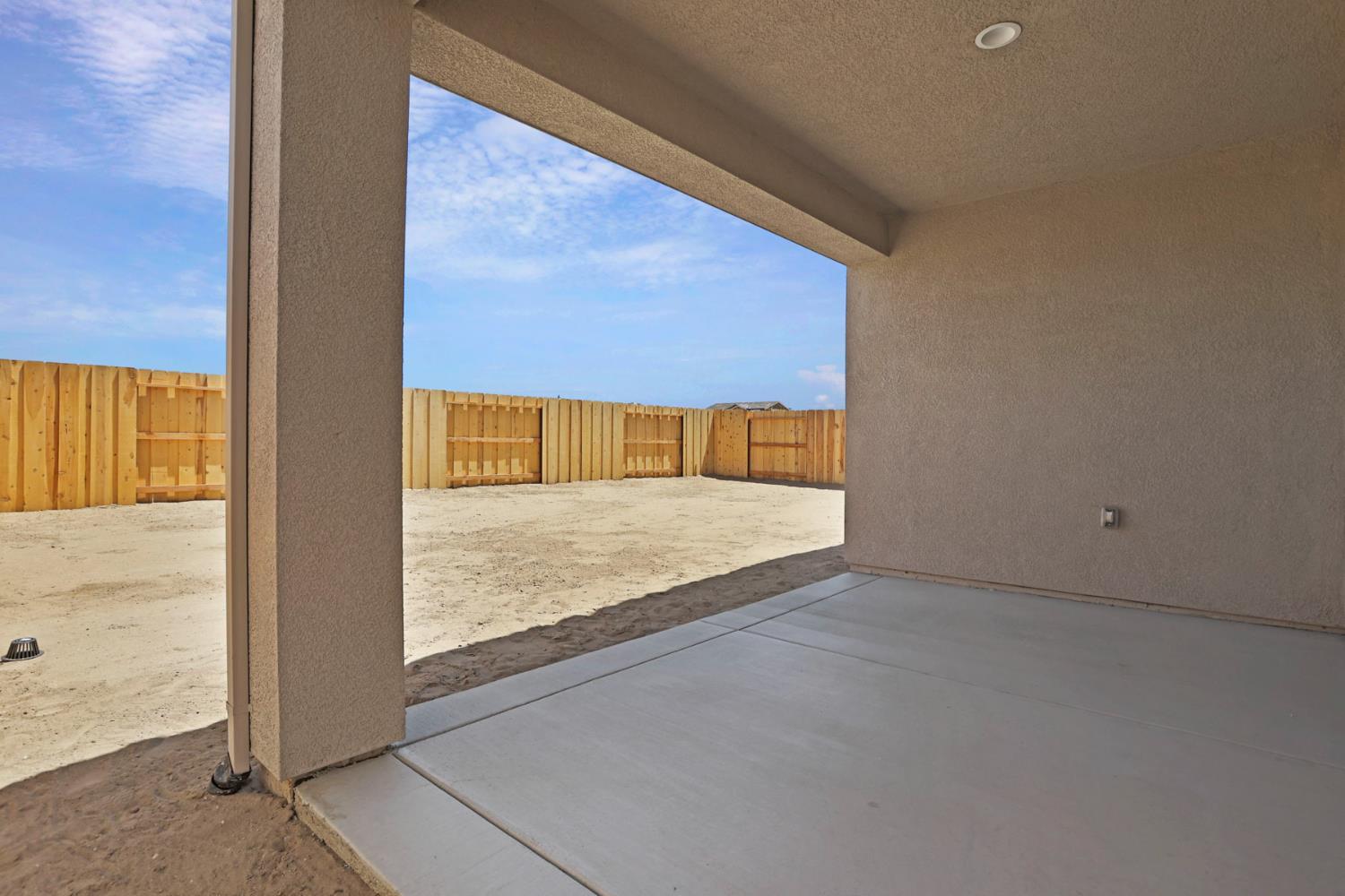 Detail Gallery Image 27 of 34 For 2176 Enchantment Dr, Manteca,  CA 95337 - 3 Beds | 2/1 Baths