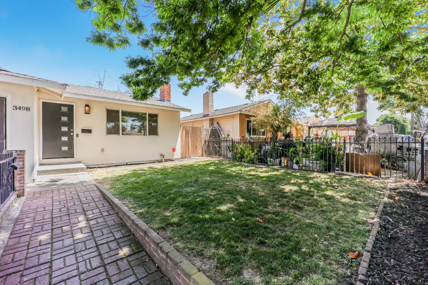 Detail Gallery Image 3 of 33 For 3498 Pitcairn Way, San Jose,  CA 95111 - 3 Beds | 2 Baths
