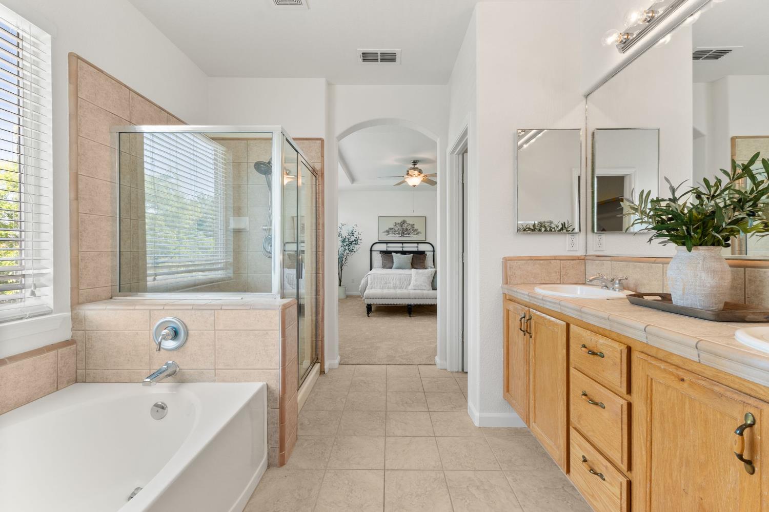 Detail Gallery Image 45 of 53 For 1889 Broadford Dr, Folsom,  CA 95630 - 4 Beds | 3 Baths