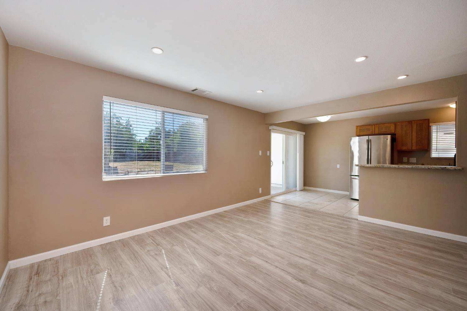 Detail Gallery Image 17 of 39 For 5732 Dewey Drive, Fair Oaks,  CA 95628 - 3 Beds | 1 Baths