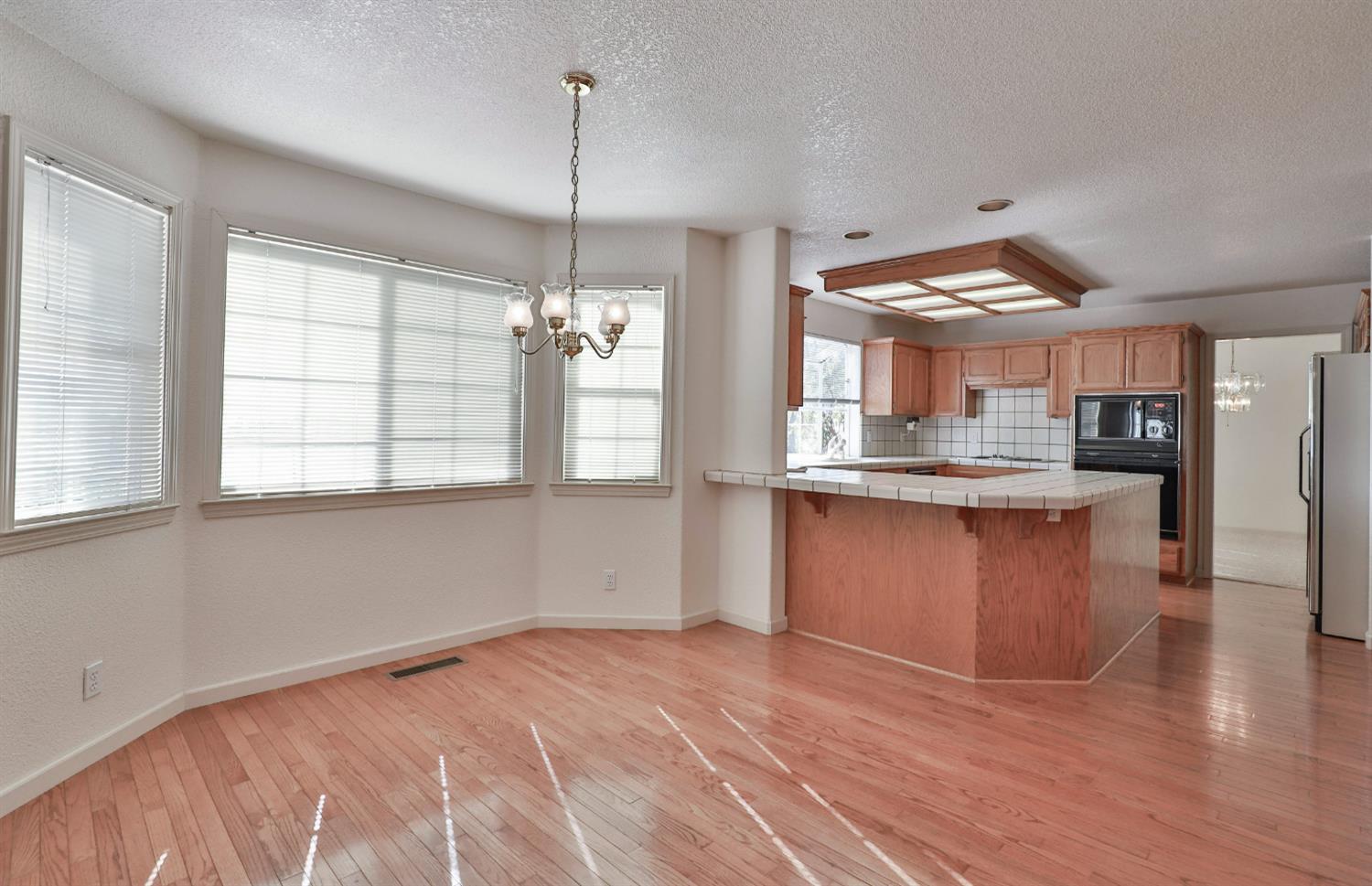 Detail Gallery Image 13 of 56 For 14753 Sandar Rd, Pine Grove,  CA 95665 - 3 Beds | 3 Baths