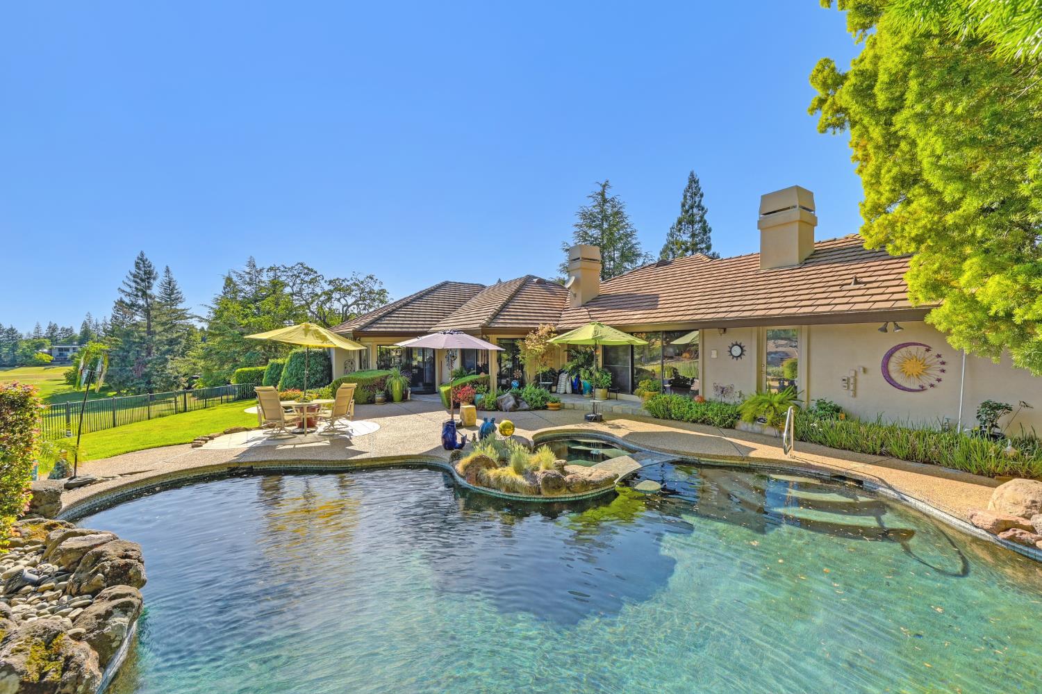Detail Gallery Image 46 of 66 For 14707 Guadalupe Dr, Rancho Murieta,  CA 95683 - 3 Beds | 3/1 Baths