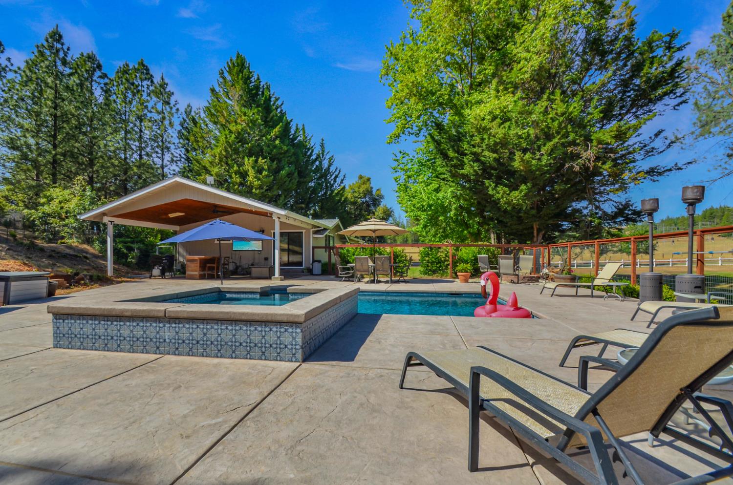 Detail Gallery Image 48 of 68 For 10376 Tabeaud Rd, Pine Grove,  CA 95665 - 3 Beds | 3 Baths