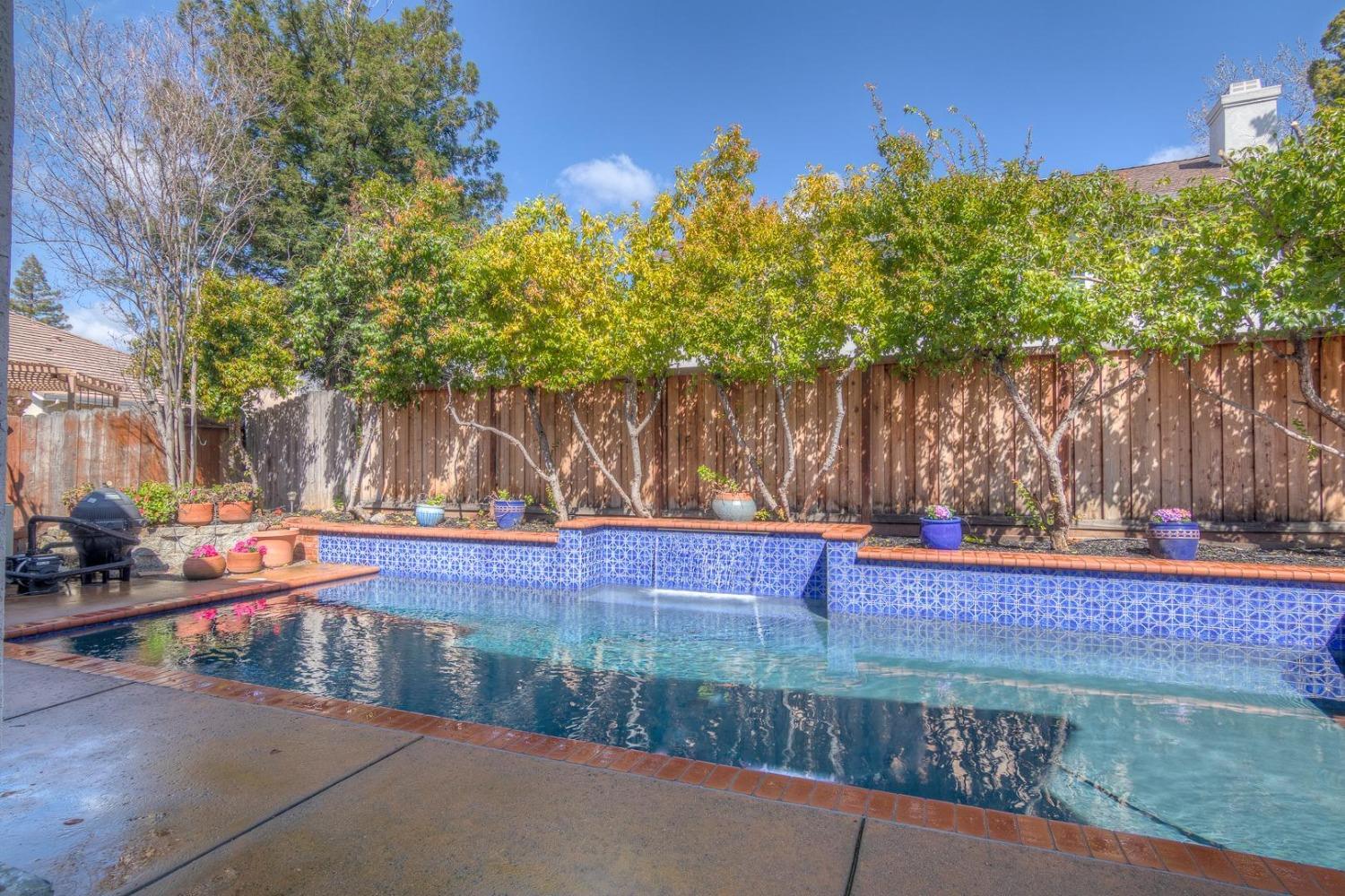 Detail Gallery Image 29 of 52 For 3047 Strand Rd, Rocklin,  CA 95765 - 4 Beds | 2/1 Baths