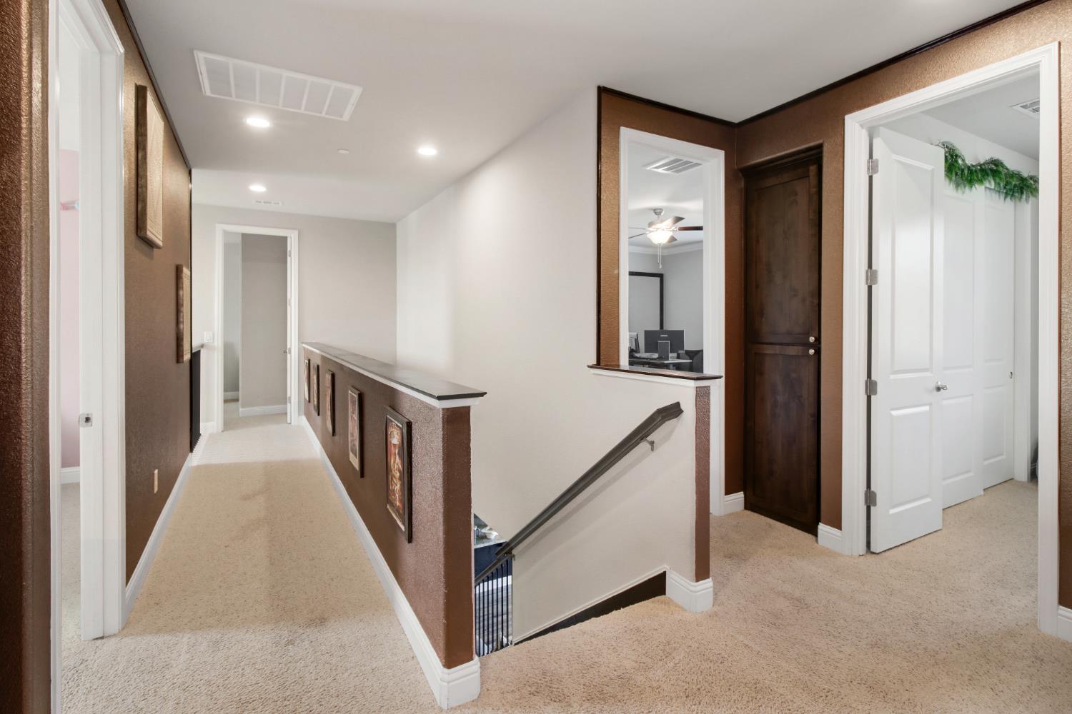 Detail Gallery Image 22 of 44 For 524 Lupine Dr, Ione,  CA 95640 - 4 Beds | 2/1 Baths