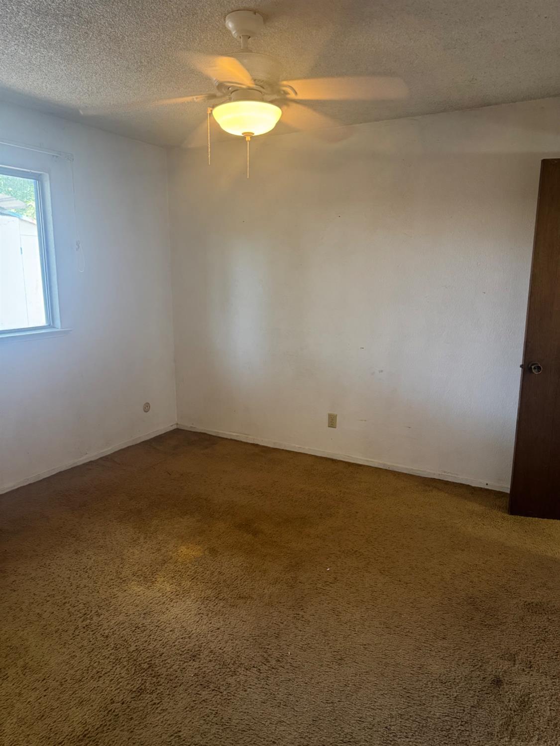 Detail Gallery Image 14 of 20 For 1212 Phillips St, Madera,  CA 93638 - 3 Beds | 2 Baths