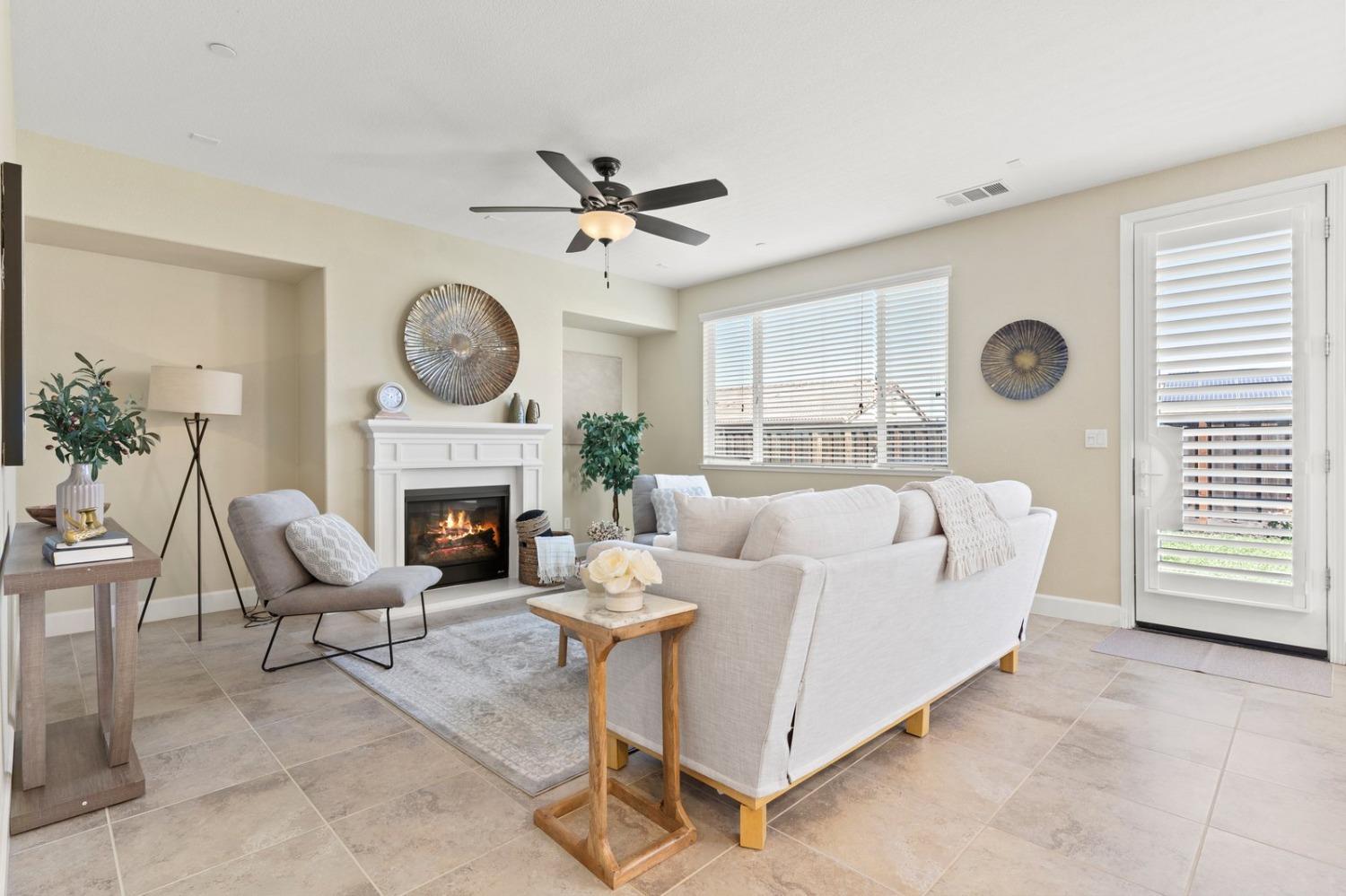 Detail Gallery Image 31 of 73 For 6307 Lookout Pass Way, Rocklin,  CA 95765 - 4 Beds | 3/1 Baths
