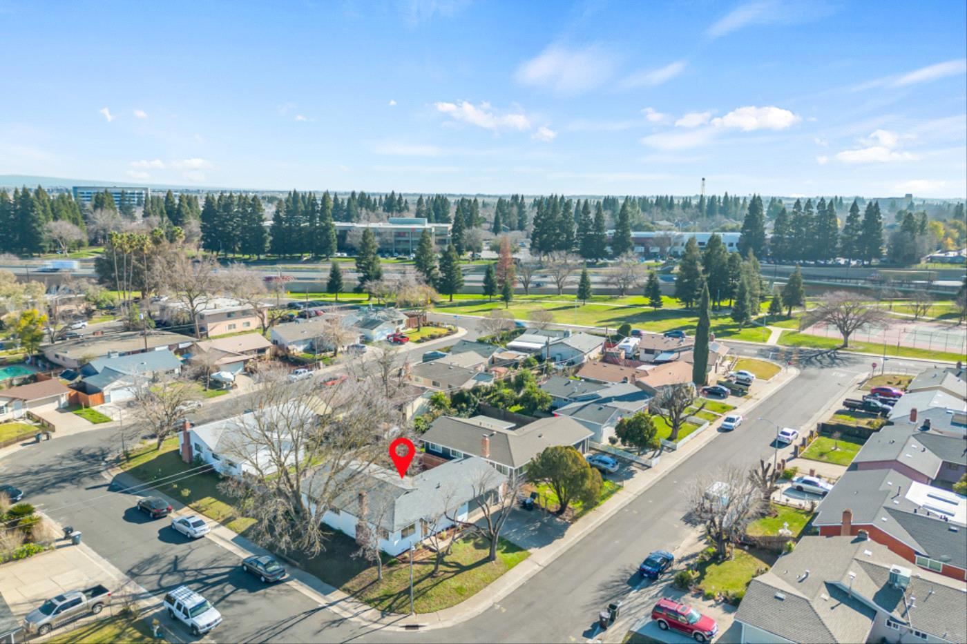 Detail Gallery Image 41 of 43 For 10518 Mills Acres Cir, Rancho Cordova,  CA 95670 - 3 Beds | 2 Baths