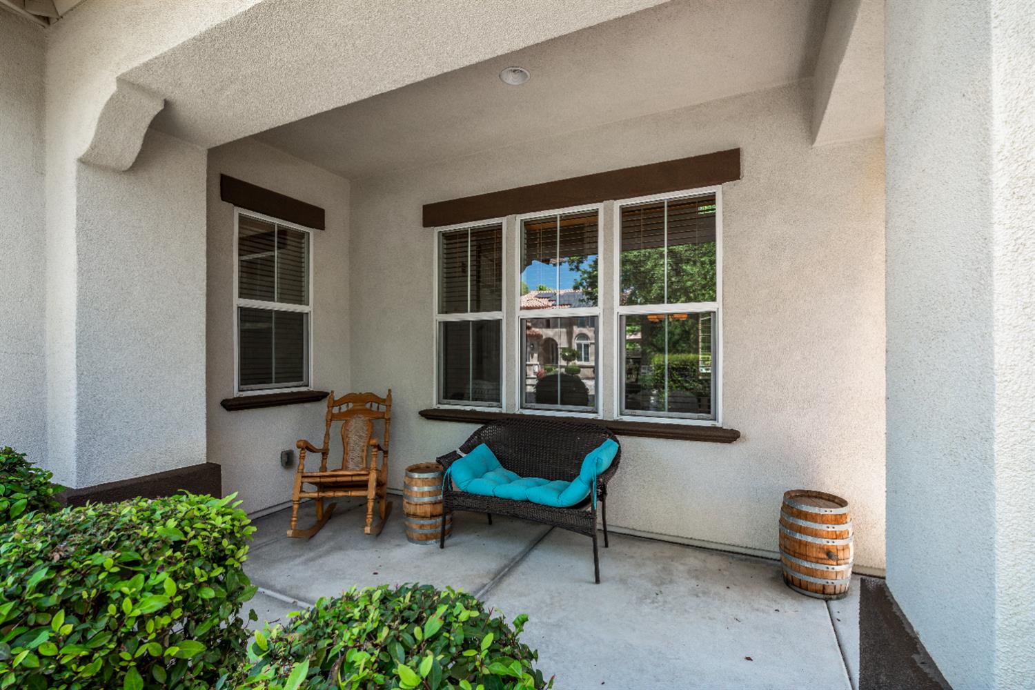Detail Gallery Image 5 of 53 For 2100 Wyckford Blvd, Rocklin,  CA 95765 - 5 Beds | 4 Baths