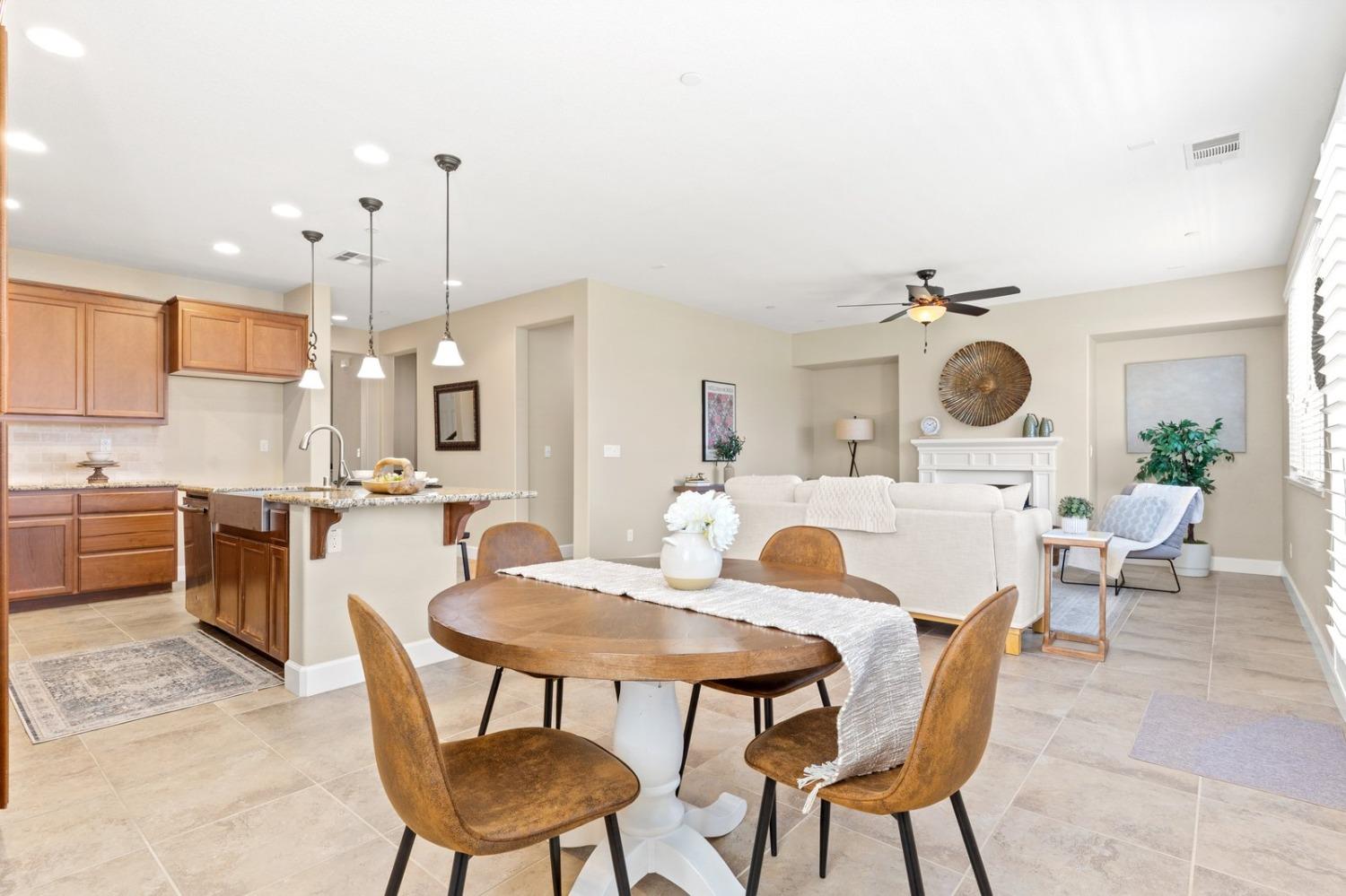 Detail Gallery Image 26 of 73 For 6307 Lookout Pass Way, Rocklin,  CA 95765 - 4 Beds | 3/1 Baths