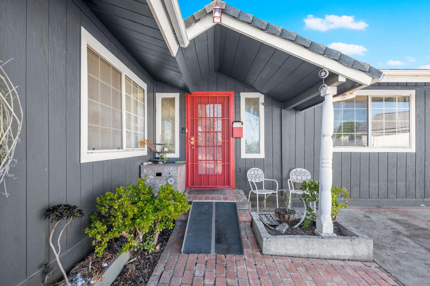 Detail Gallery Image 7 of 30 For 7105 Sweetwood Ct, Citrus Heights,  CA 95621 - 4 Beds | 2 Baths