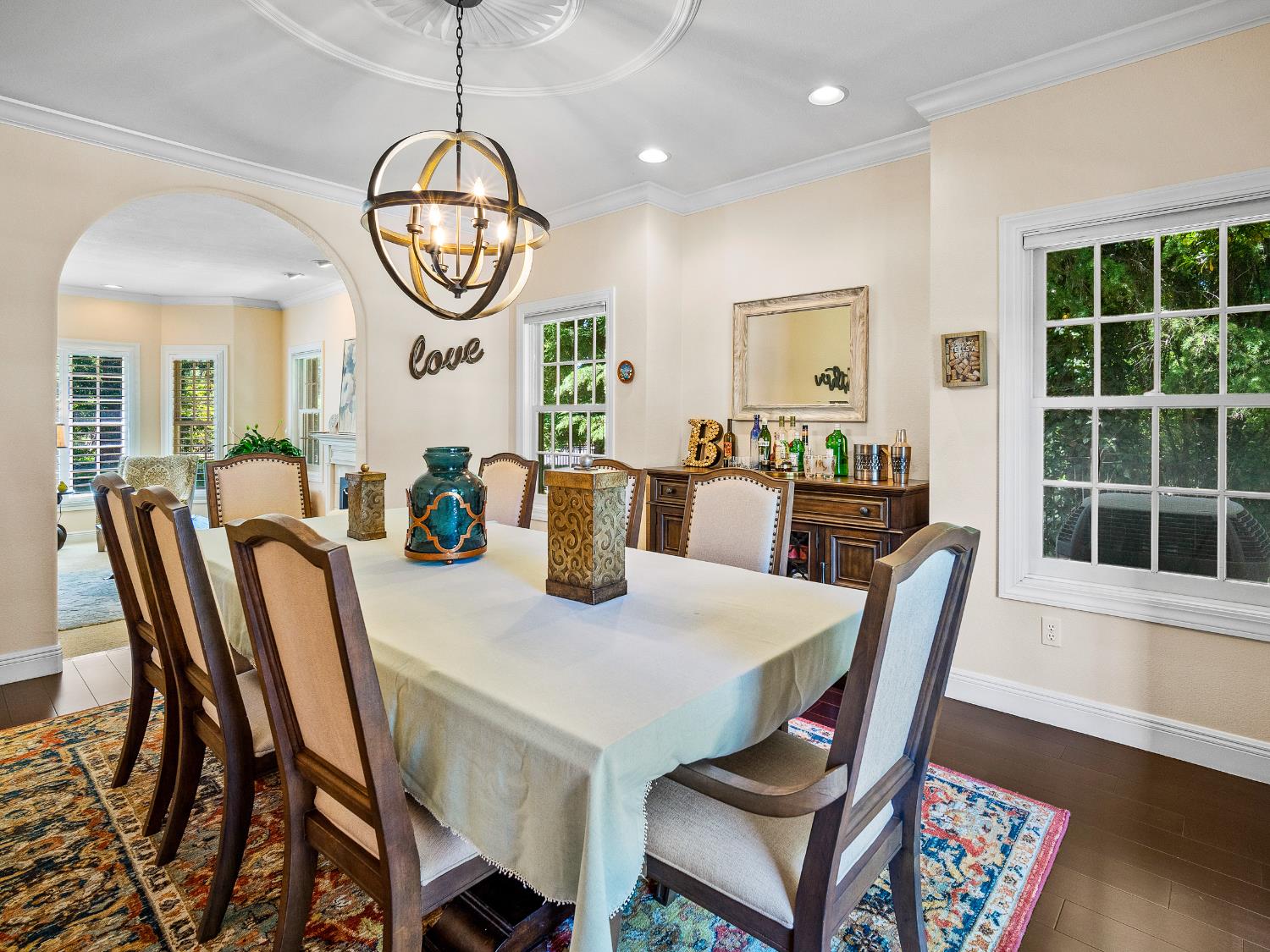 Detail Gallery Image 38 of 85 For 6809 Stanley Ave, Carmichael,  CA 95608 - 5 Beds | 4 Baths