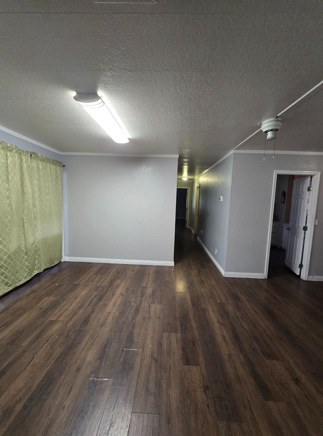 Detail Gallery Image 23 of 43 For 94 Bentley Ave, Sacramento,  CA 95823 - 3 Beds | 2 Baths
