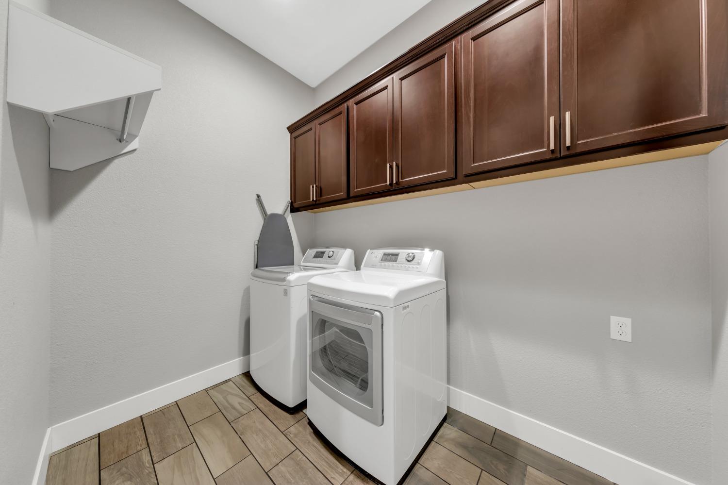 Detail Gallery Image 39 of 48 For 368 Olivadi Way, Sacramento,  CA 95834 - 3 Beds | 2/1 Baths