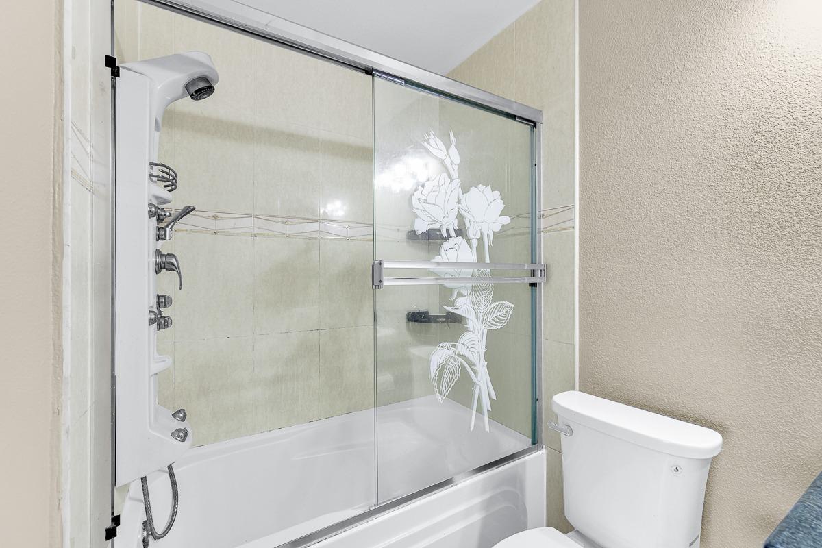 Detail Gallery Image 35 of 51 For 19539 Meekland Ave, Hayward,  CA 94541 - 3 Beds | 3 Baths