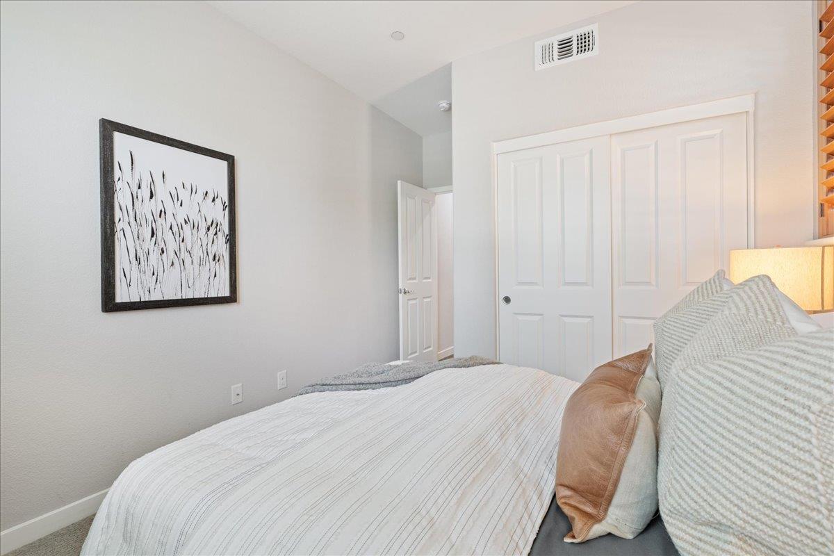 Detail Gallery Image 24 of 54 For 1032 Oakbriar Cir, Roseville,  CA 95747 - 4 Beds | 3 Baths