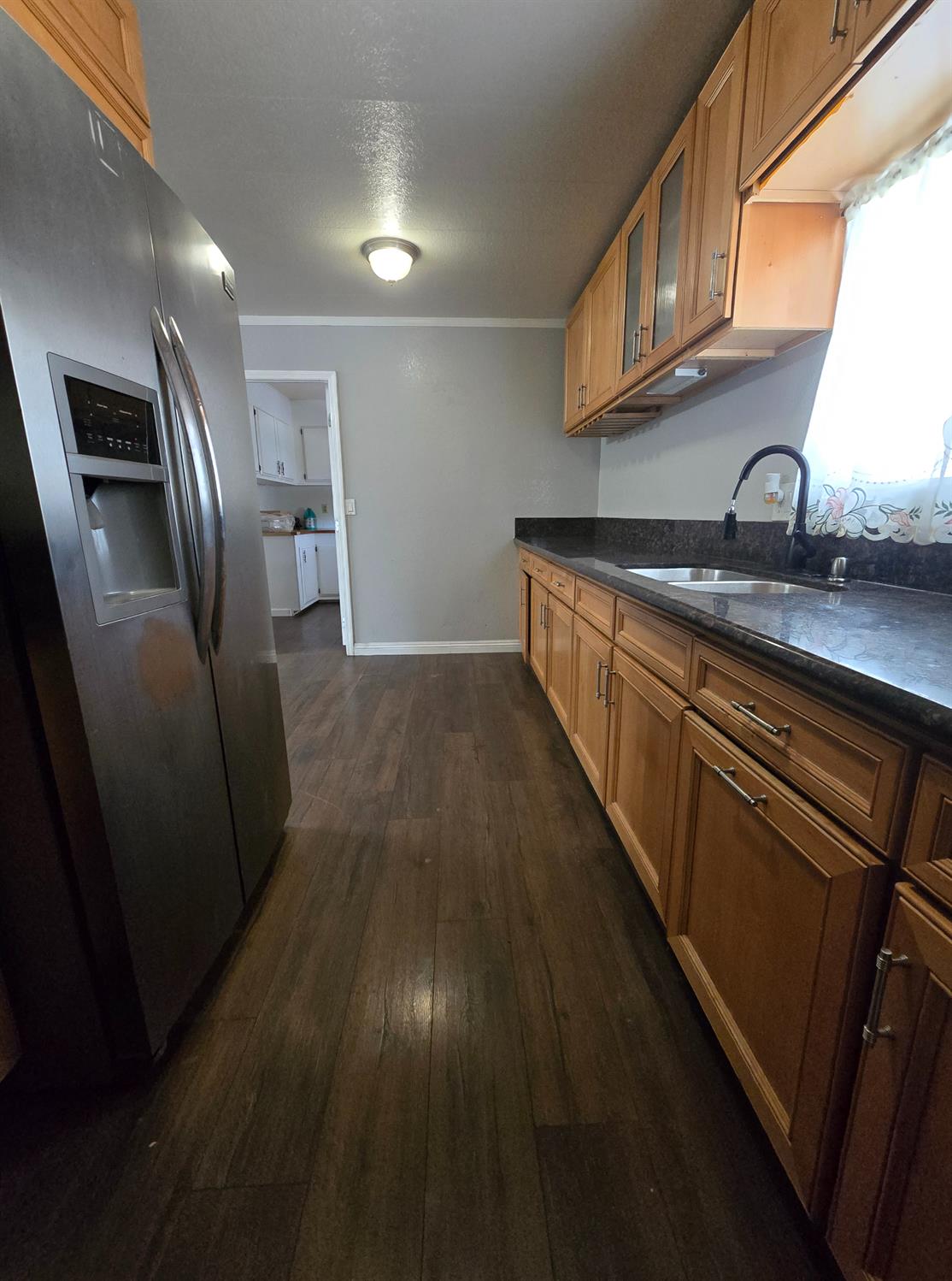 Detail Gallery Image 24 of 43 For 94 Bentley Ave, Sacramento,  CA 95823 - 3 Beds | 2 Baths
