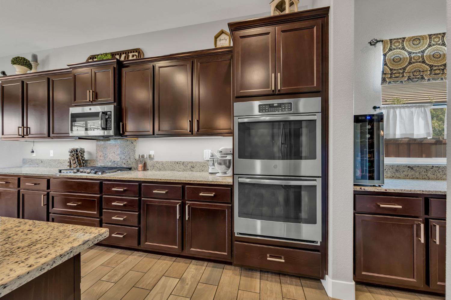 Detail Gallery Image 21 of 48 For 368 Olivadi Way, Sacramento,  CA 95834 - 3 Beds | 2/1 Baths