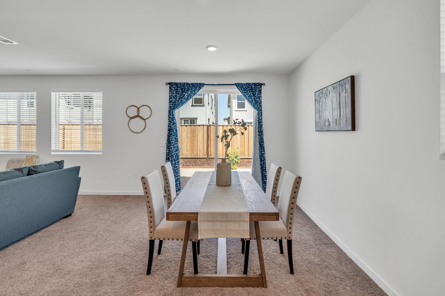 Detail Gallery Image 27 of 38 For 10109 Zane Way, Elk Grove,  CA 95757 - 3 Beds | 2 Baths