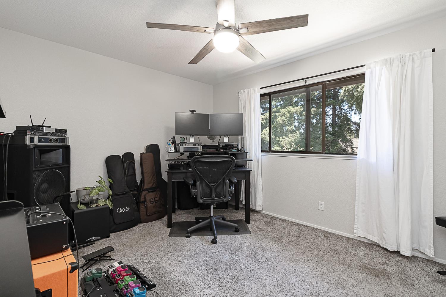 Clubhouse Way, Manteca, California image 26