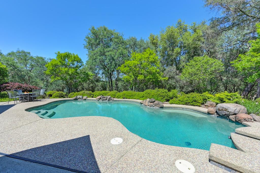 Detail Gallery Image 4 of 46 For 4301 Flying C Rd, Shingle Springs,  CA 95682 - 4 Beds | 2 Baths