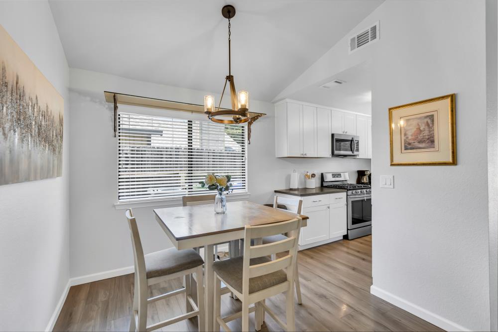 Detail Gallery Image 10 of 26 For 161 W E St, Galt,  CA 95632 - 3 Beds | 2 Baths
