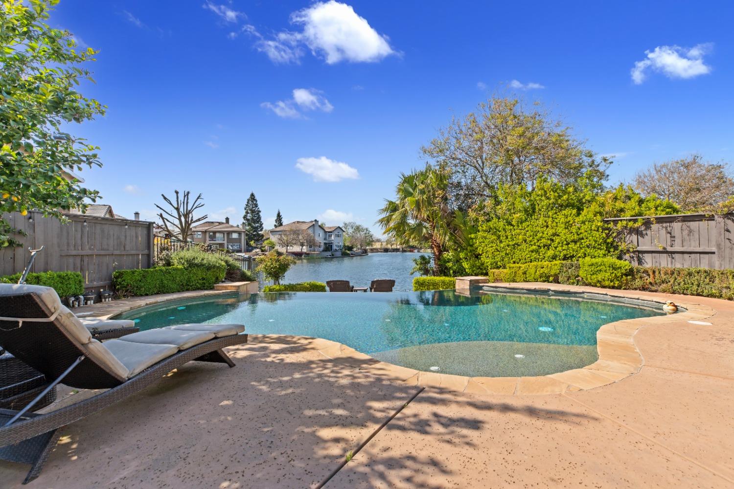 Detail Gallery Image 36 of 43 For 9238 Cape May Ct, Elk Grove,  CA 95758 - 4 Beds | 2 Baths