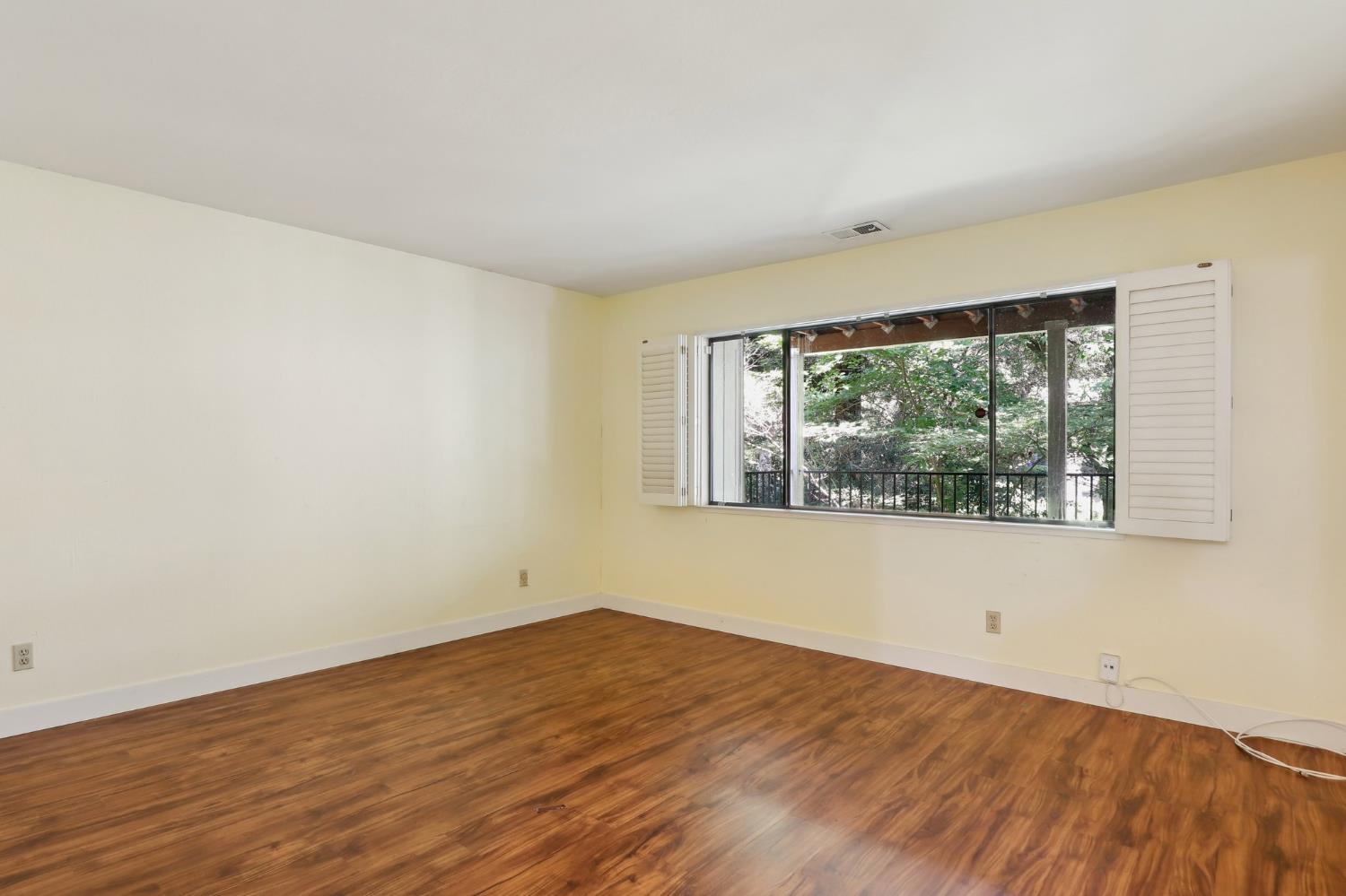 Detail Gallery Image 34 of 47 For 84 Riverknoll Pl, Carmichael,  CA 95608 - 2 Beds | 2/1 Baths