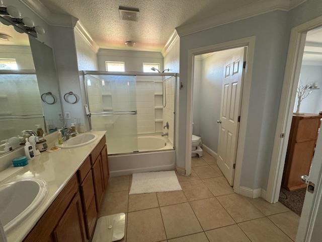 Detail Gallery Image 16 of 37 For 5896 Riverbank Cir, Stockton,  CA 95219 - 4 Beds | 3 Baths