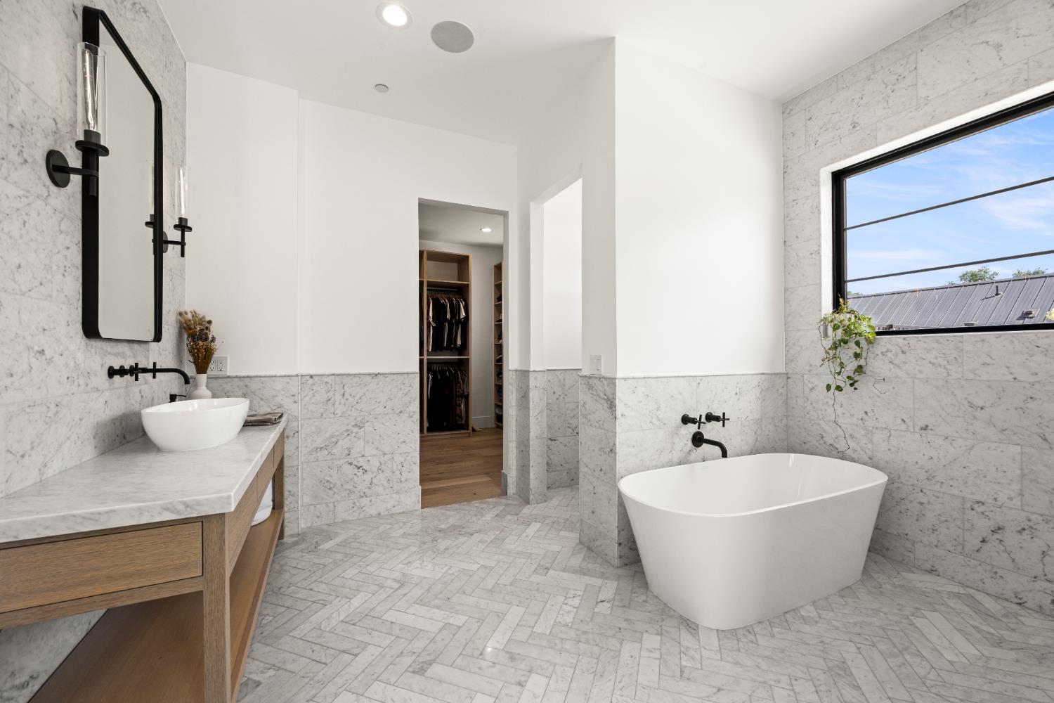 Detail Gallery Image 31 of 84 For 3320 Cherokee Trl, Loomis,  CA 95650 - 5 Beds | 3/1 Baths