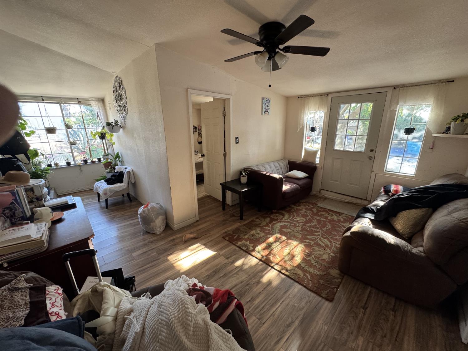 Detail Gallery Image 5 of 18 For 20551 Reynolds Ave, Dos Palos,  CA 93620 - 3 Beds | 1 Baths
