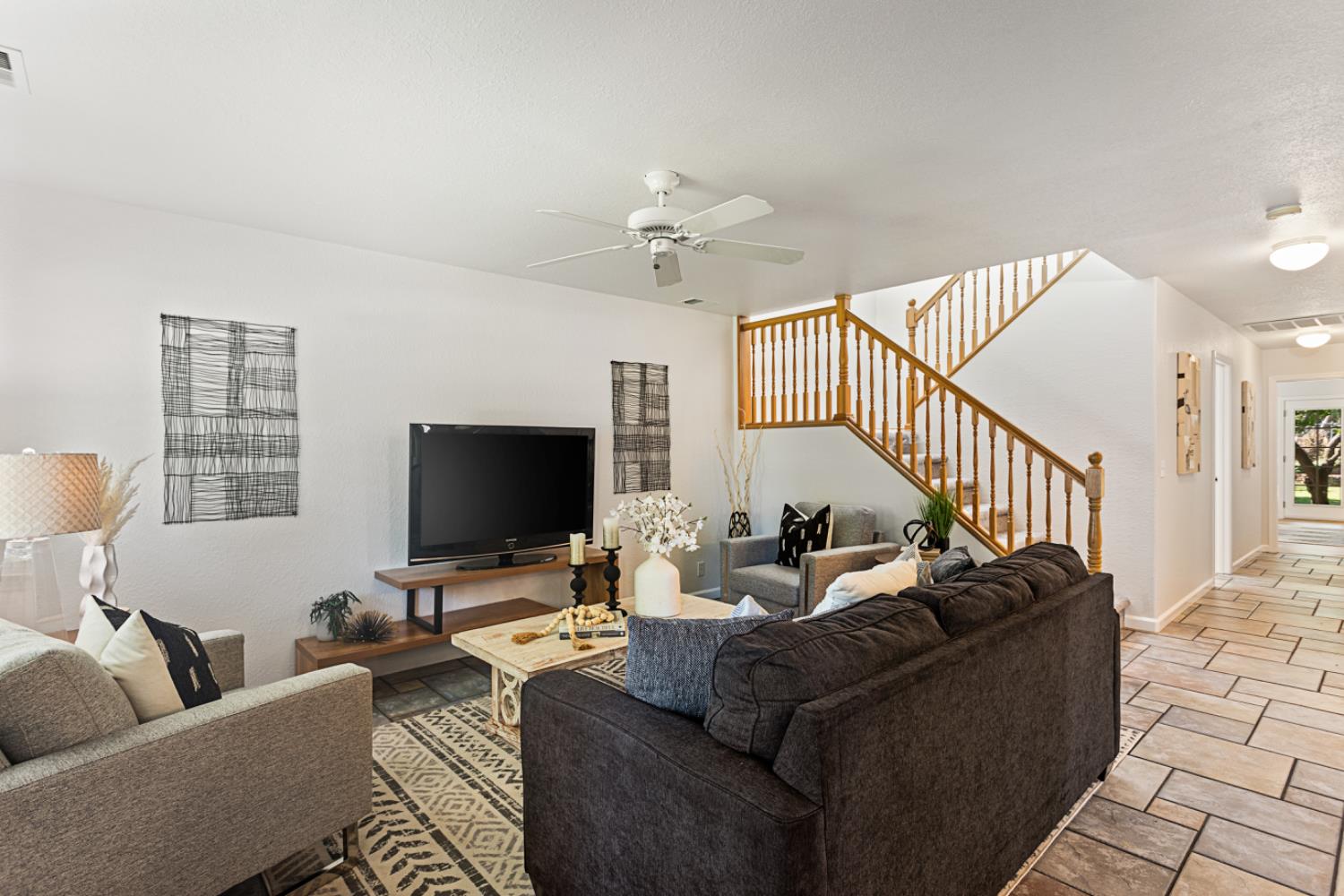 Detail Gallery Image 12 of 38 For 8782 Steven Ave, Orangevale,  CA 95662 - 4 Beds | 3 Baths