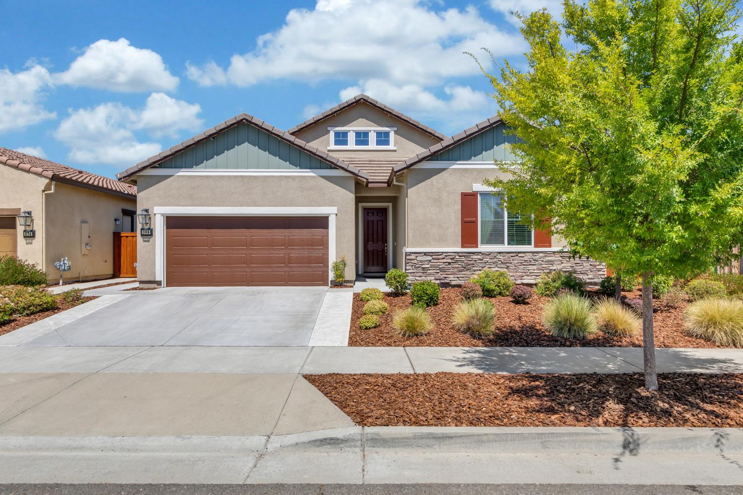 Detail Gallery Image 1 of 48 For 368 Olivadi Way, Sacramento,  CA 95834 - 3 Beds | 2/1 Baths