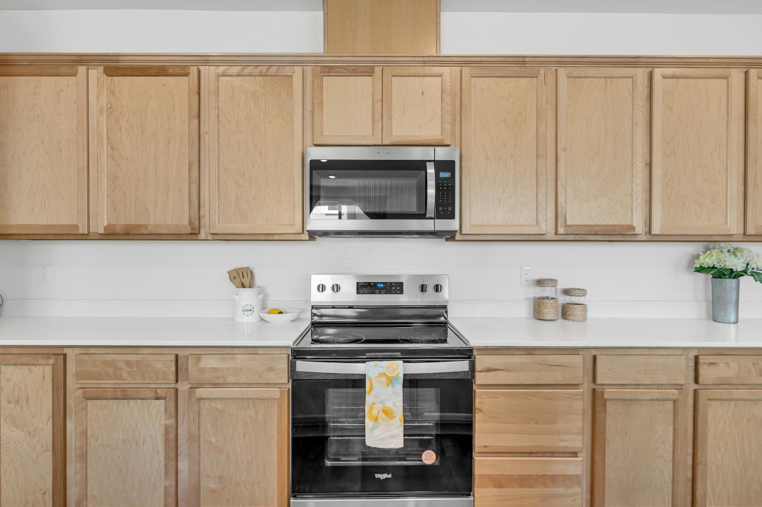 Detail Gallery Image 26 of 38 For 10109 Zane Way, Elk Grove,  CA 95757 - 3 Beds | 2 Baths