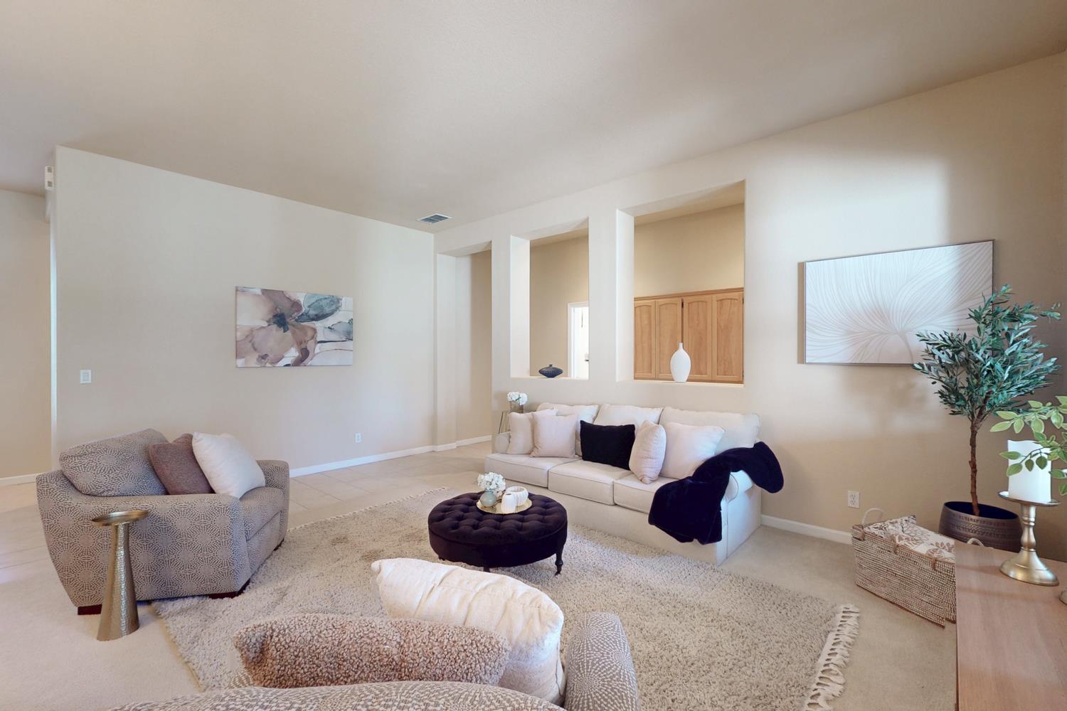Detail Gallery Image 11 of 76 For 1868 Kendall Ct, Yuba City,  CA 95993 - 4 Beds | 2/1 Baths