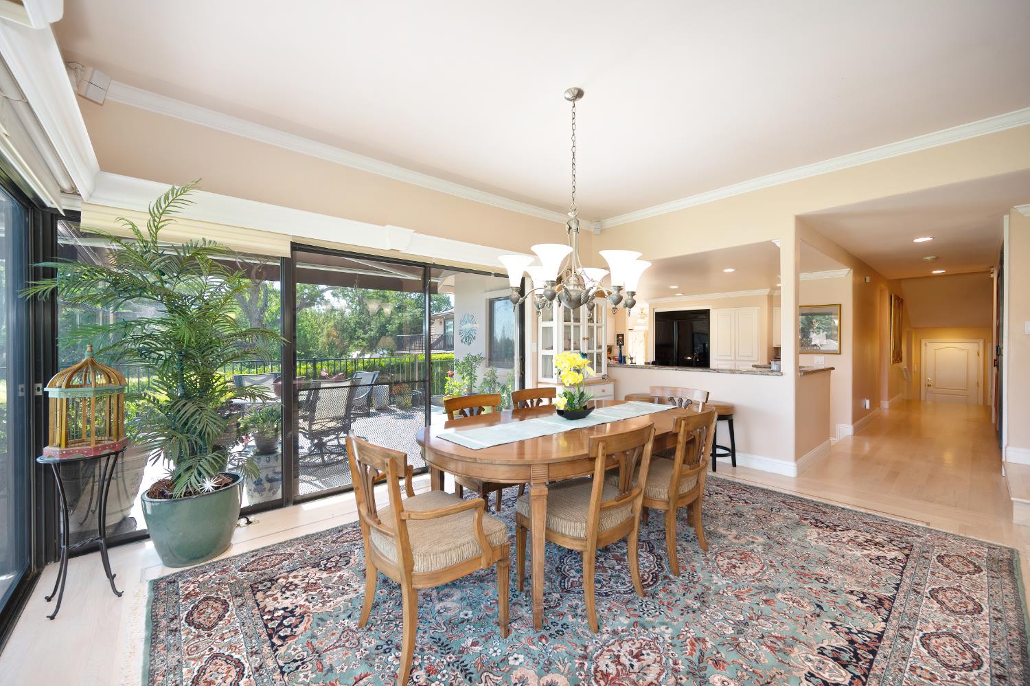 Detail Gallery Image 12 of 66 For 14707 Guadalupe Dr, Rancho Murieta,  CA 95683 - 3 Beds | 3/1 Baths