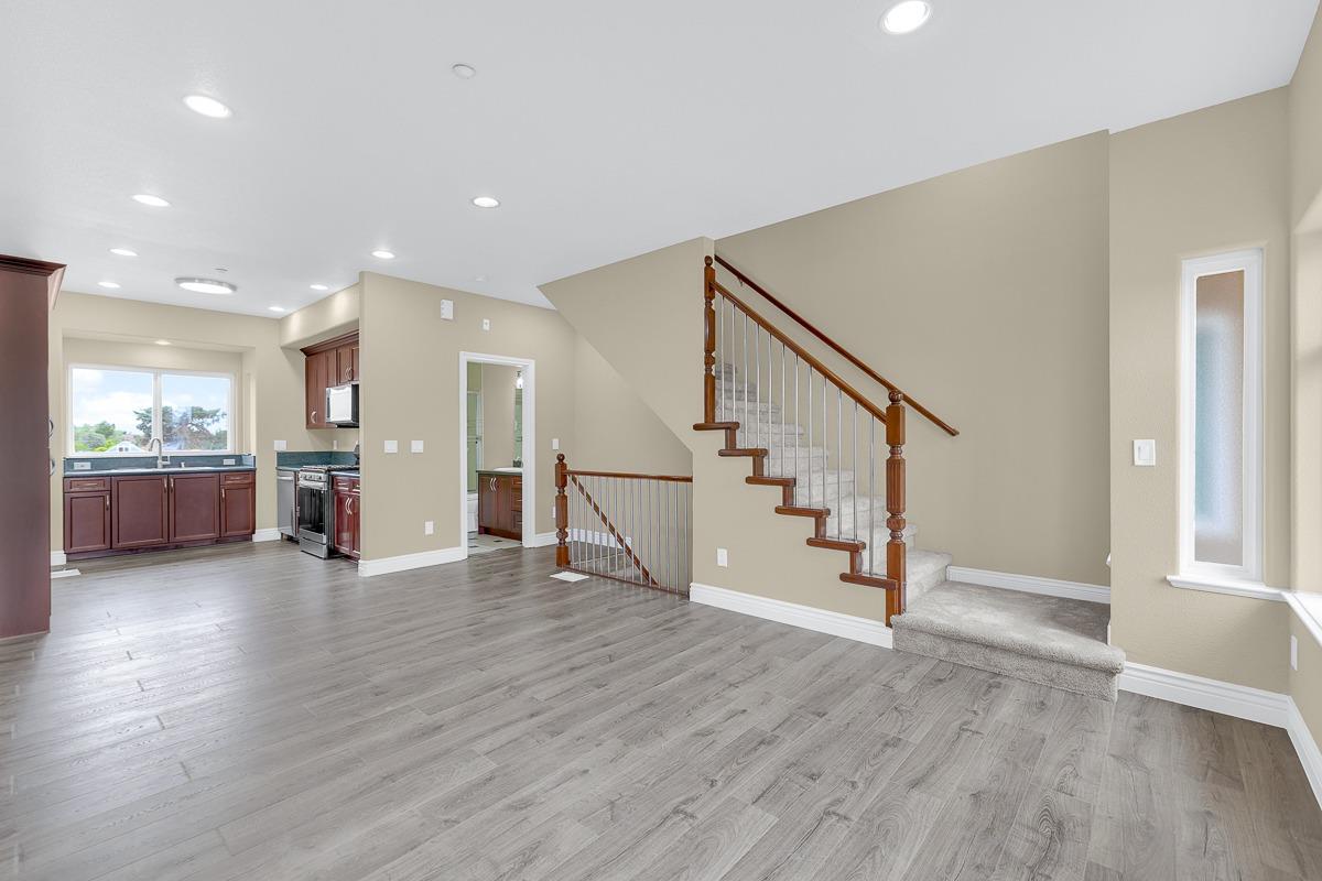 Detail Gallery Image 21 of 51 For 19539 Meekland Ave, Hayward,  CA 94541 - 3 Beds | 3 Baths