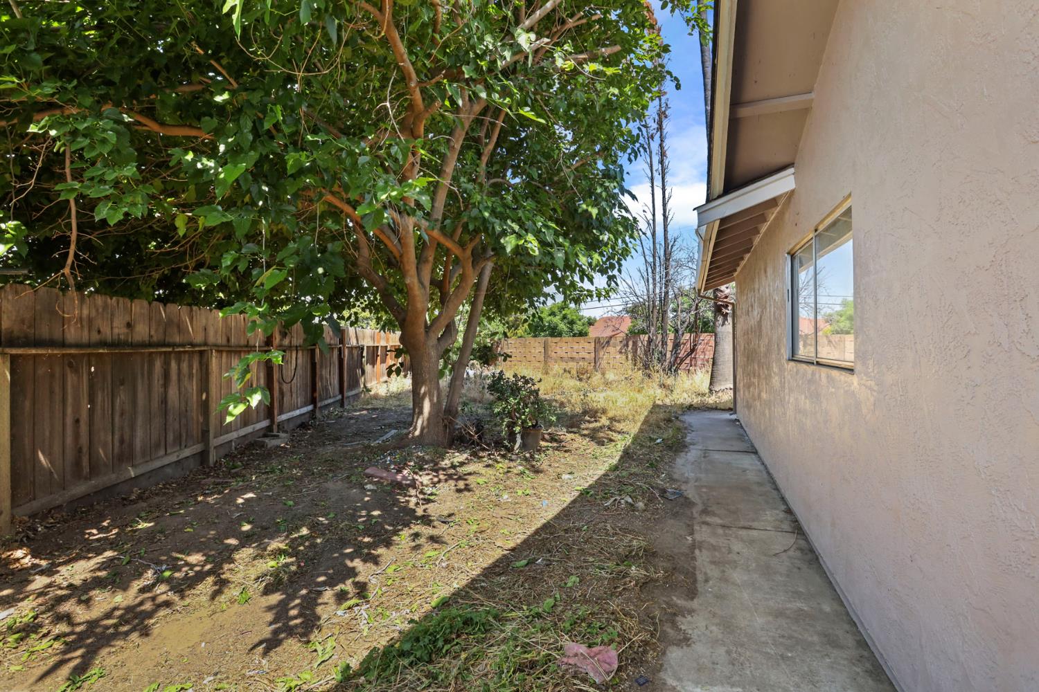 Detail Gallery Image 29 of 32 For 998 Pfister Pl, Manteca,  CA 95336 - 3 Beds | 2 Baths