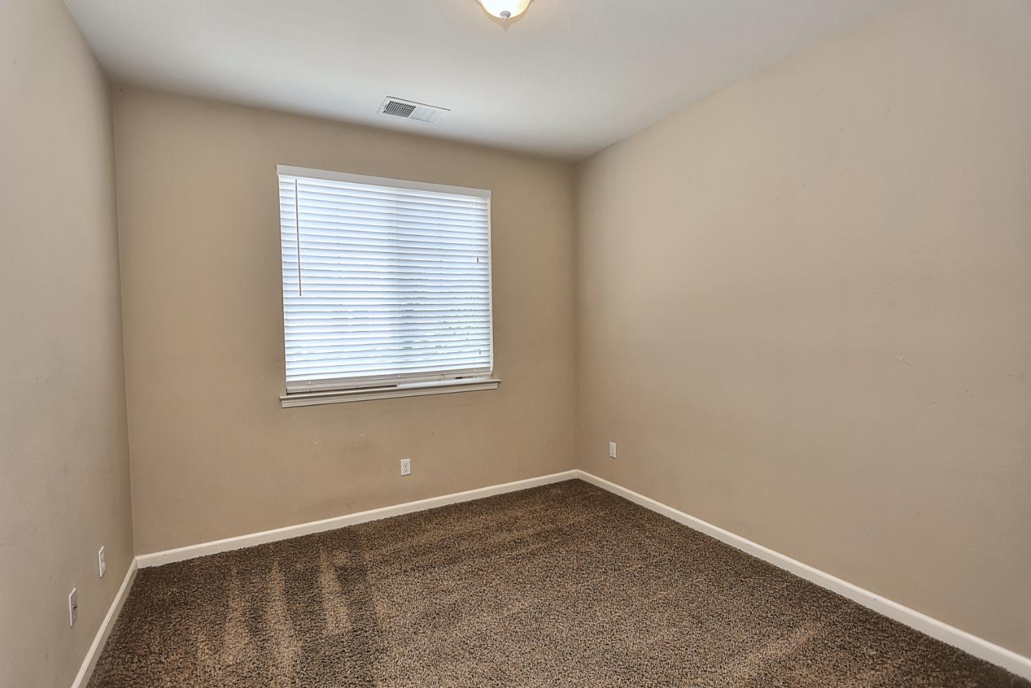 Detail Gallery Image 34 of 57 For 8012 Spiess Ct, Elk Grove,  CA 95757 - 4 Beds | 2 Baths